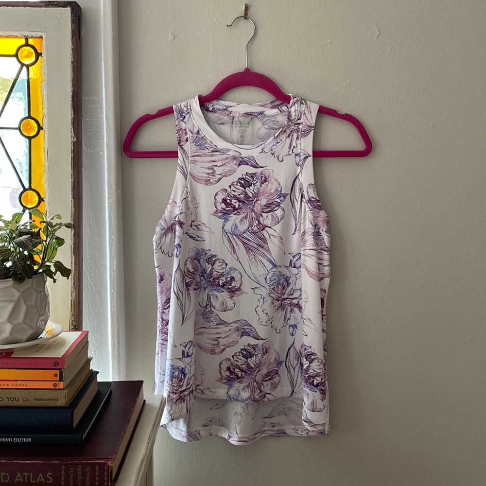 calia by carrie underwood floral tank top!